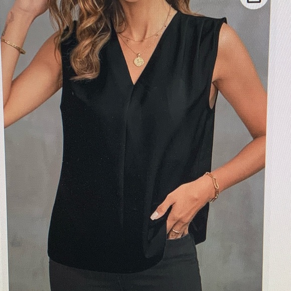 Women' Pleated V Neck Casual Sleeveless Blouse Tank - Picture 1 of 7